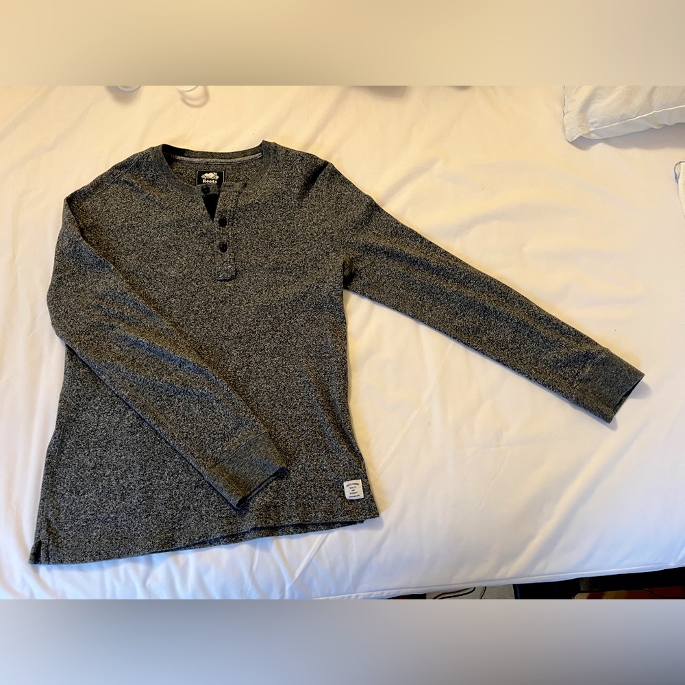 Roots long sleeve grey Henley (M)